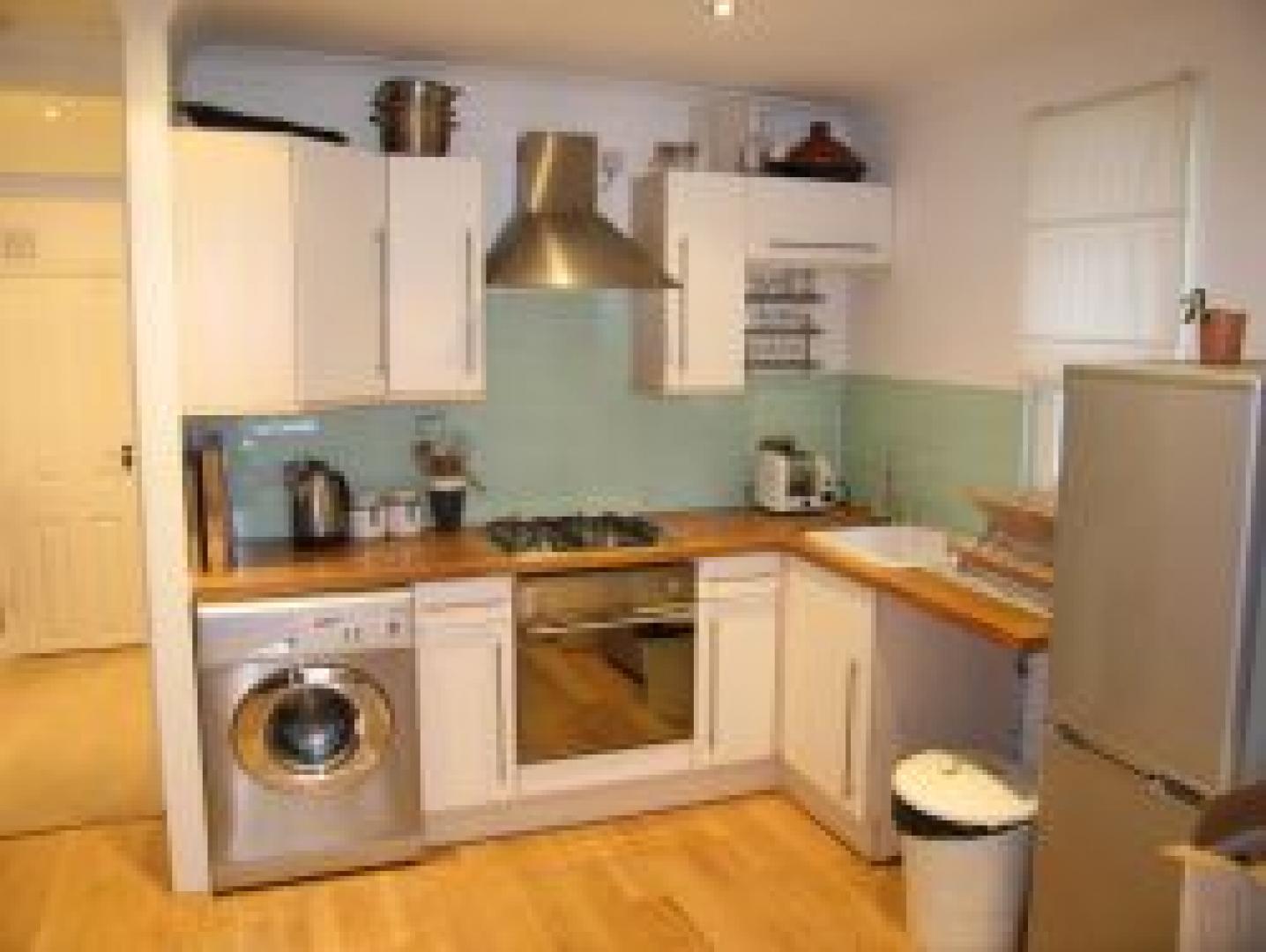 			NEW ON!, 2 Bedroom, 1 bath, 1 reception Flat			 Wakeman Road, KENSAL GREEN NW10